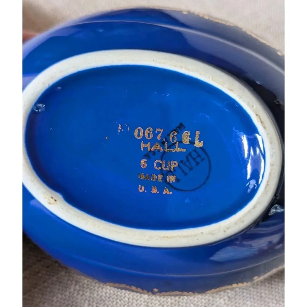Hall China MCM Marine Blue Aladdin Teapot With Gold Trim and Lid 1950s